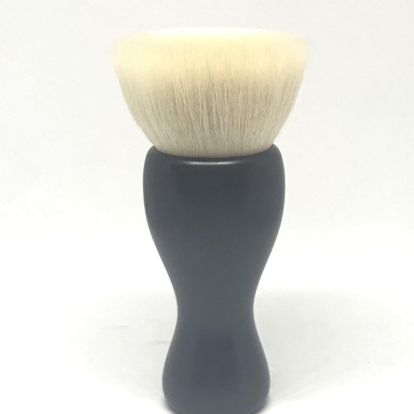 Kabuki Brush - I love Nez